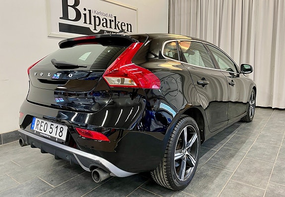 Volvo V40 5 of 23