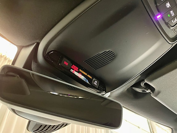 Volvo V40 10 of 23