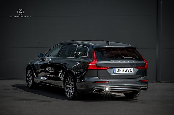 Volvo V60 15 of 23