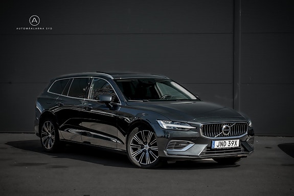 Volvo V60 4 of 23