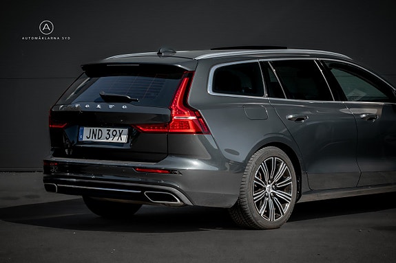 Volvo V60 22 of 23