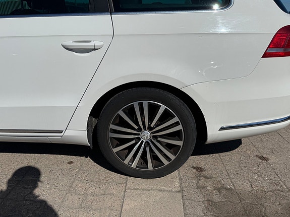 Volkswagen Passat 20 of 21
