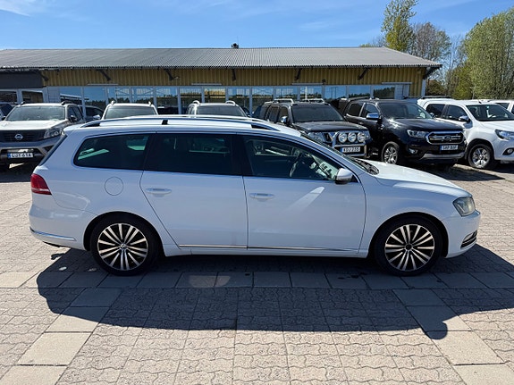 Volkswagen Passat 6 of 21