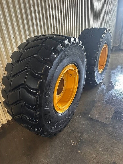 Goodyear 4st beg 20,5R25 däck på fälg L70 L90 Volvo 3 of 5