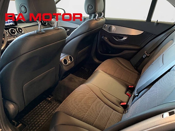 Mercedes-Benz C220 d 12 of 17