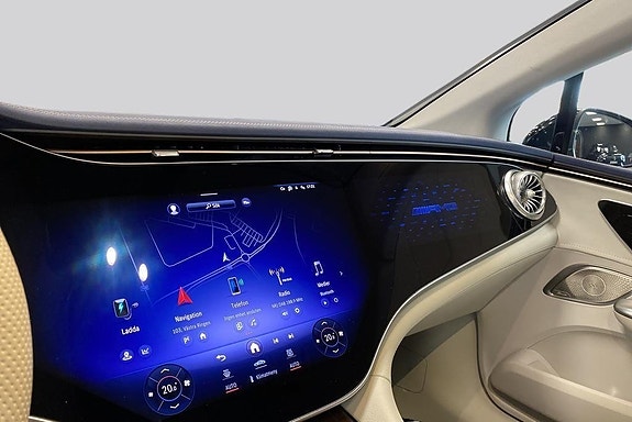 Mercedes-Benz EQE SUV 11 of 15