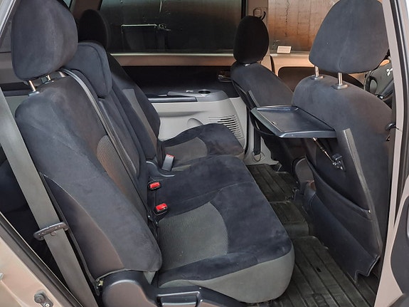 Mitsubishi Grandis 5 of 5