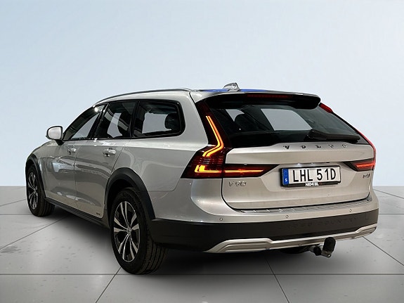 Volvo V90 Cross Country 5 of 5