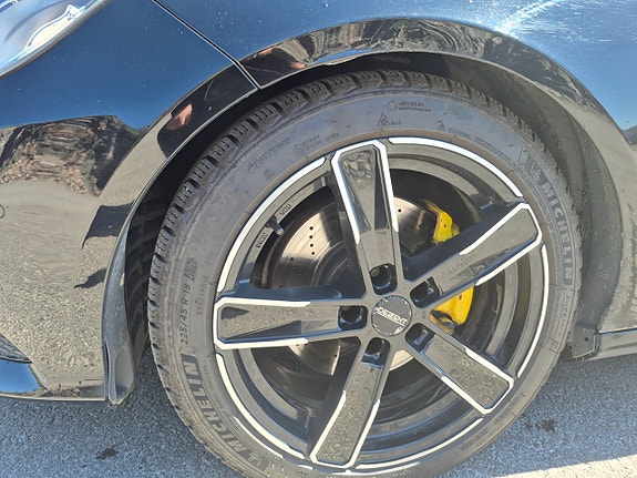 Mercedes-Benz E300 15 of 16