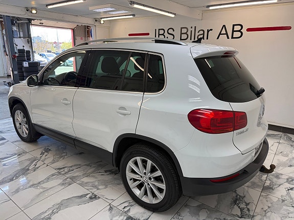 Volkswagen Tiguan 4 of 11