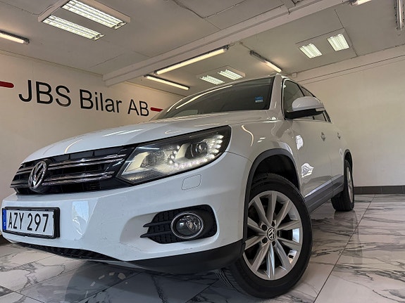 Volkswagen Tiguan 3 of 11