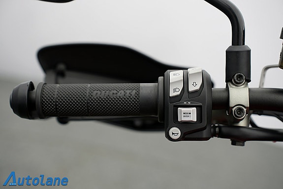 Ducati Hypermotard 950 *ABS, Quickshifter 21 of 26
