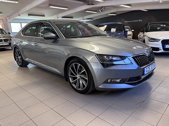 Skoda Superb 3 of 5