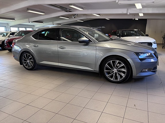 Skoda Superb 4 of 5