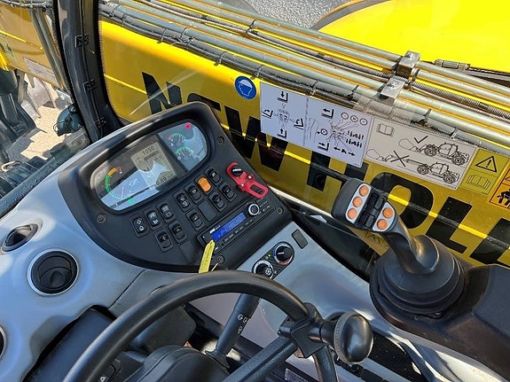 New Holland TH 7.42 Elite 7 of 7