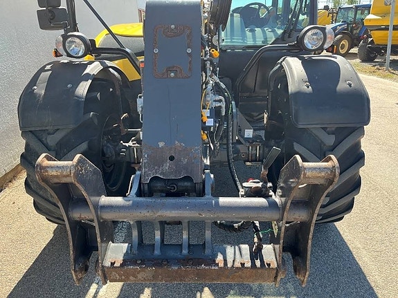New Holland TH 7.42 Elite 5 of 7