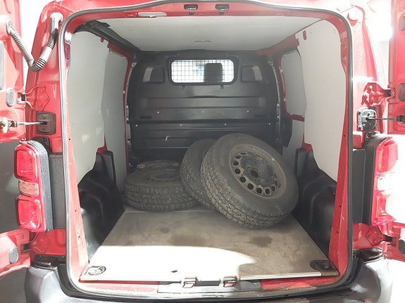 Toyota Proace 7 of 9