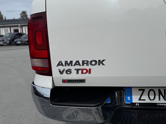Volkswagen Amarok 10 of 27