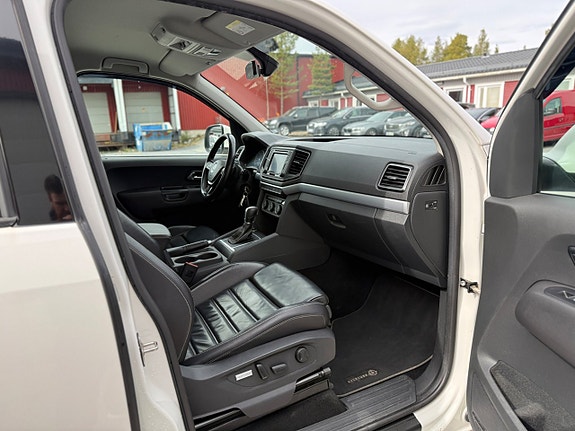 Volkswagen Amarok 17 of 27