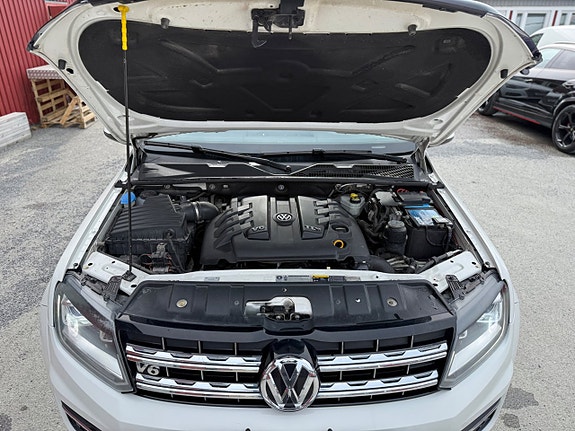 Volkswagen Amarok 25 of 27
