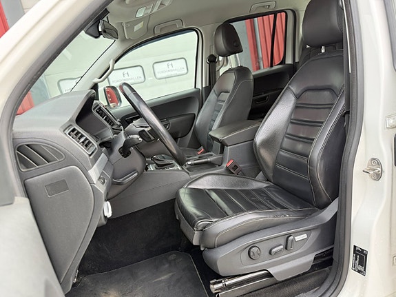 Volkswagen Amarok 16 of 27