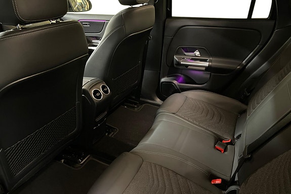 Mercedes-Benz EQA250+ 11 of 20
