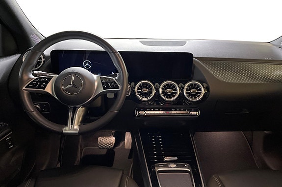 Mercedes-Benz EQA250+ 8 of 20