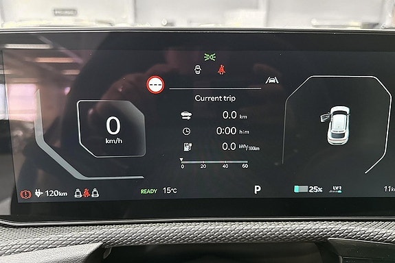 Kia EV6 8 of 17