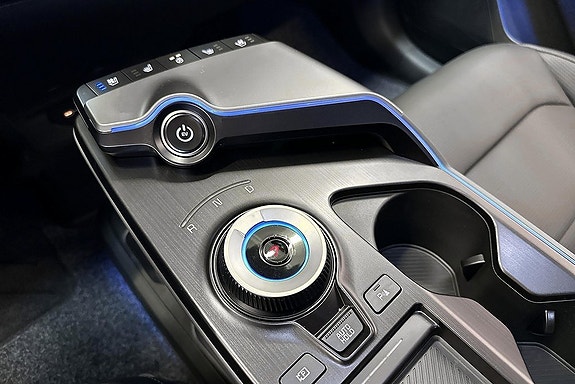 Kia EV6 11 of 17