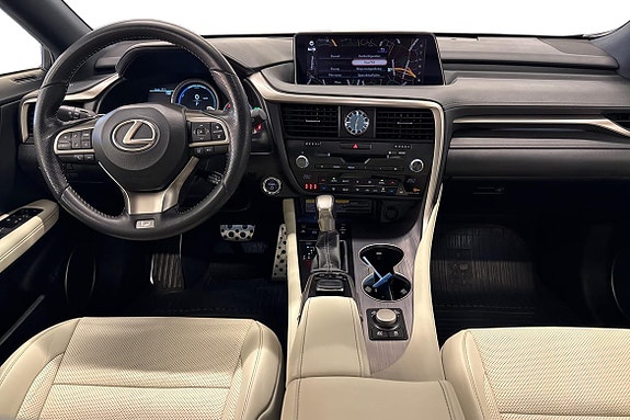 Lexus RX450h 8 of 26