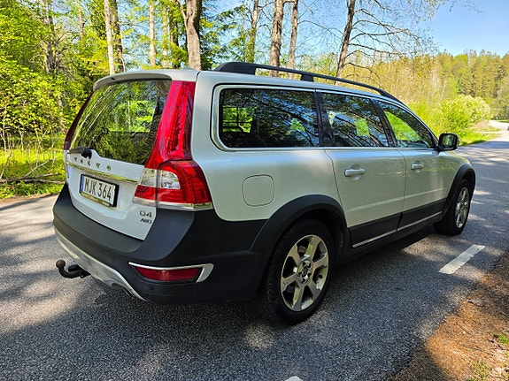 Volvo XC70 7 of 17