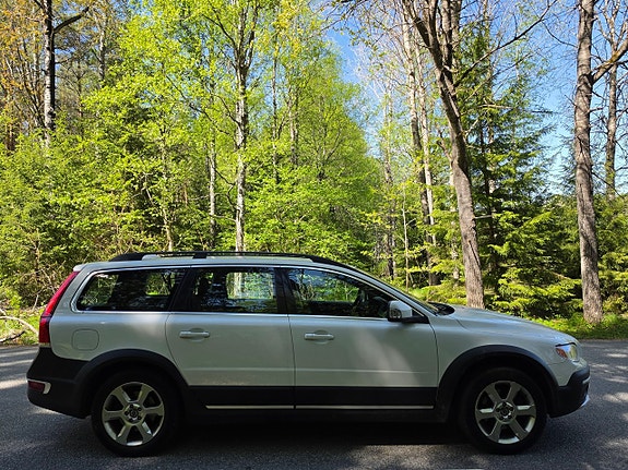 Volvo XC70 8 of 17
