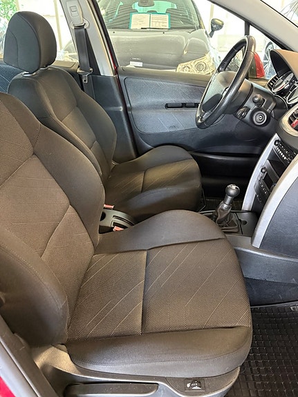 Peugeot 207 5 of 5