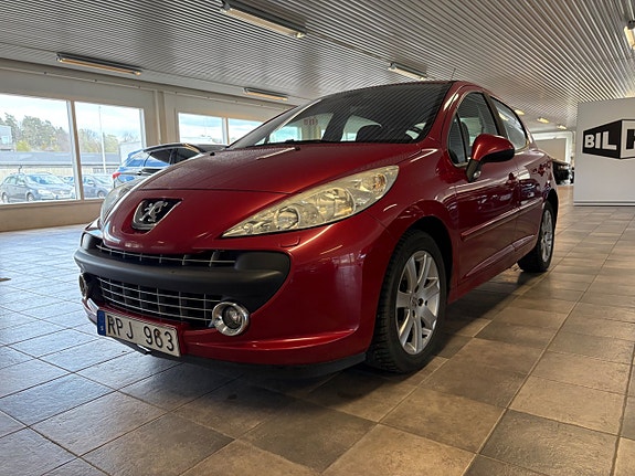 Peugeot 207 2 of 5