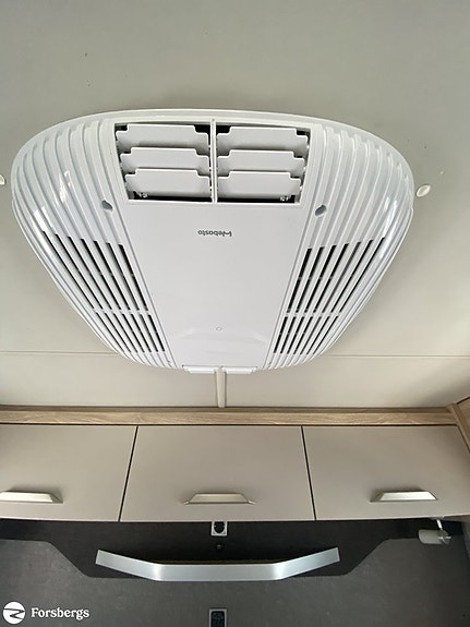 Knaus VAN TI PLUS 650 M / 4x4 / LÅNGBÄDDAR / AUTOMAT 18 of 21