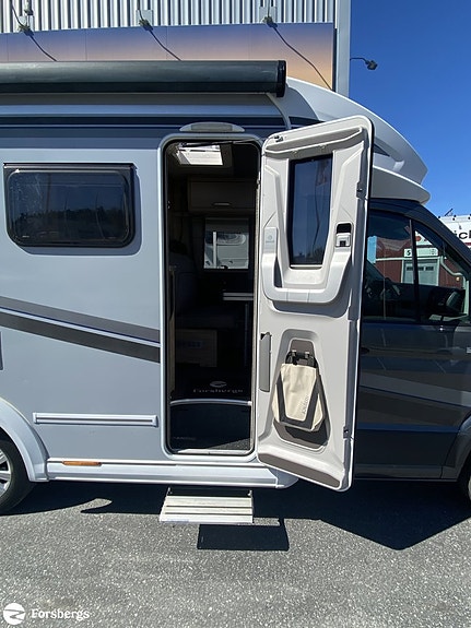 Knaus VAN TI PLUS 650 M / 4x4 / LÅNGBÄDDAR / AUTOMAT 5 of 21