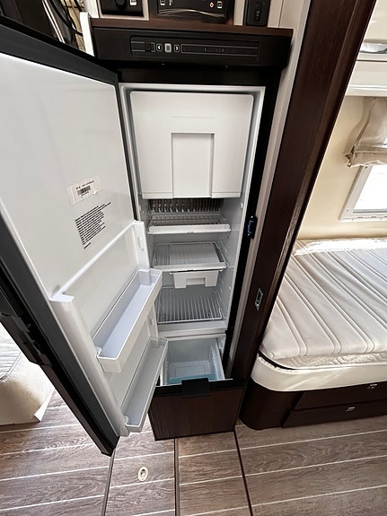 Ci RIVIERA 82 XT DROPDOWN, VINTER PKT, 2xAC 8 of 22