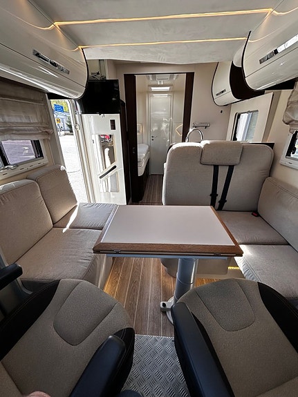Ci RIVIERA 82 XT DROPDOWN, VINTER PKT, 2xAC 5 of 5