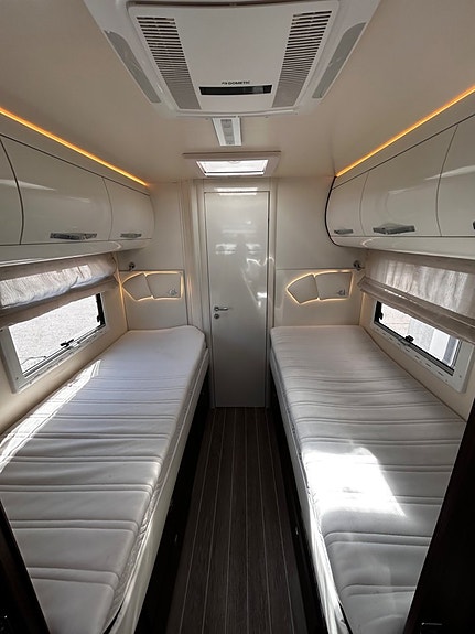 Ci RIVIERA 82 XT DROPDOWN, VINTER PKT, 2xAC 11 of 22