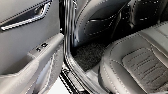 Kia Niro 14 of 16