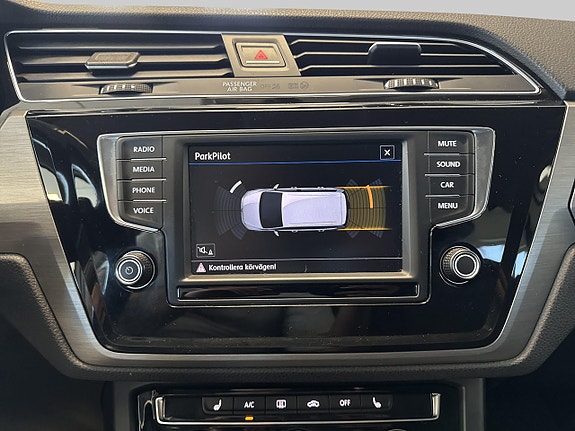 Volkswagen Touran 22 of 24