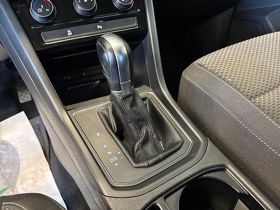 Volkswagen Touran 14 of 24