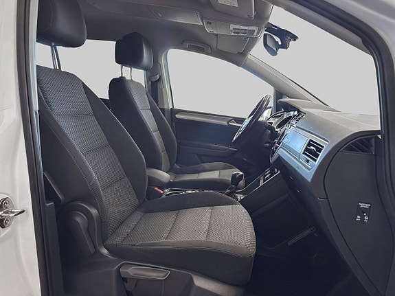 Volkswagen Touran 20 of 24