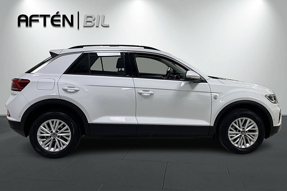 Volkswagen T-Roc 6 of 22