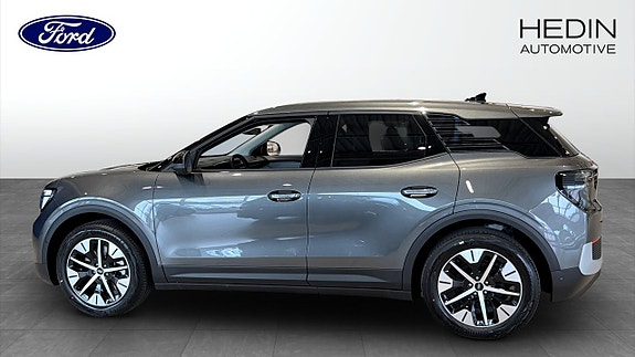 Ford Explorer 6 of 9