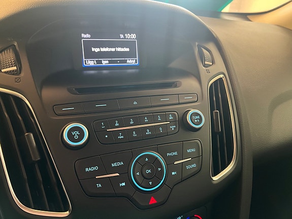 Ford Focus 15 of 18