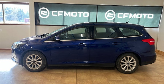 Ford Focus 3 of 5