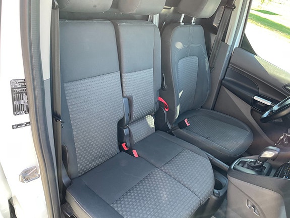 Ford Transit Connect 10 of 14
