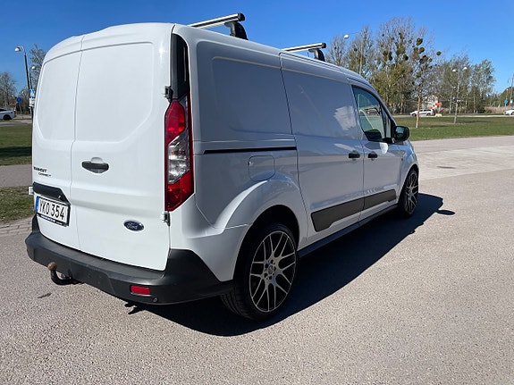 Ford Transit Connect 3 of 14