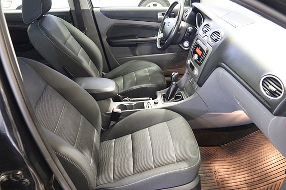 Ford Focus 11 of 13
